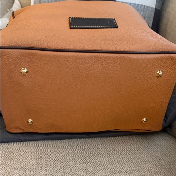 Dooney and Bourke, large Leather Tote Bag and cosmetic case - Picture 5 of 16